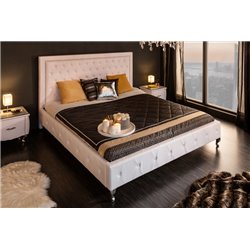 Extravagantná posteľ 180 x 200 cm biela